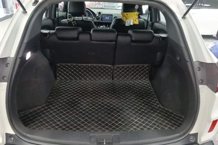 Used Honda XR-V 2019 220TURBO CVT Comfort Version China VI Emission Standard Trunk