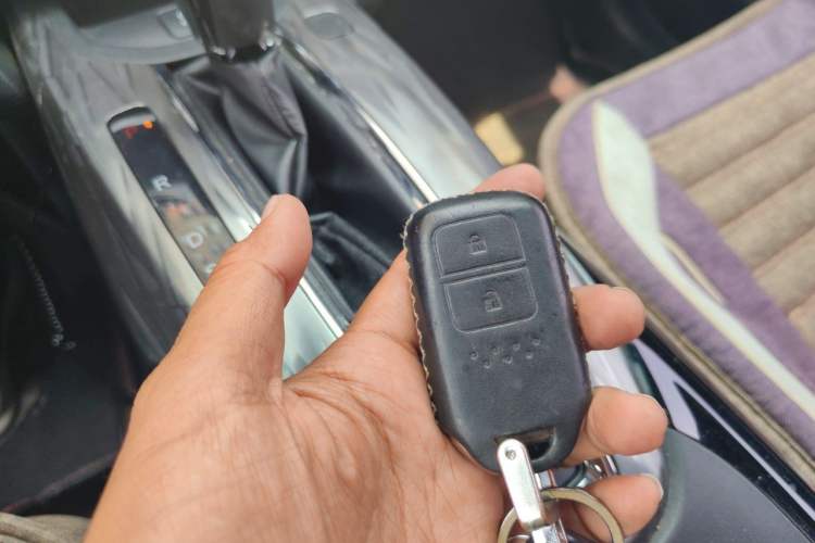 Used Honda XR-V 2019 220TURBO CVT Luxury Edition China VI Emission Standard Vehicle Key