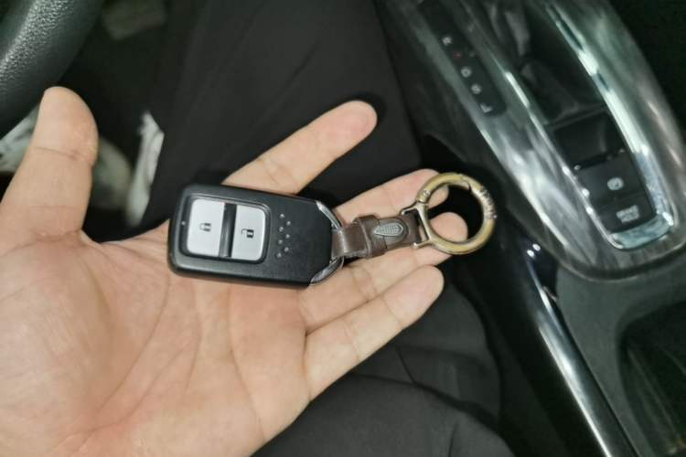 Used Honda XR-V 2019 1.5L CVT Luxury Edition China VI Vehicle Key