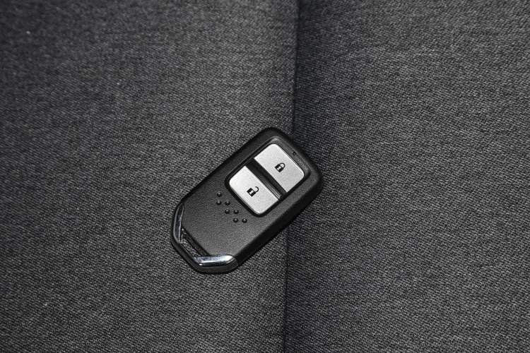 Used Honda XR-V 2019 220TURBO CVT Luxury Edition China VI Emission Standard Vehicle Key