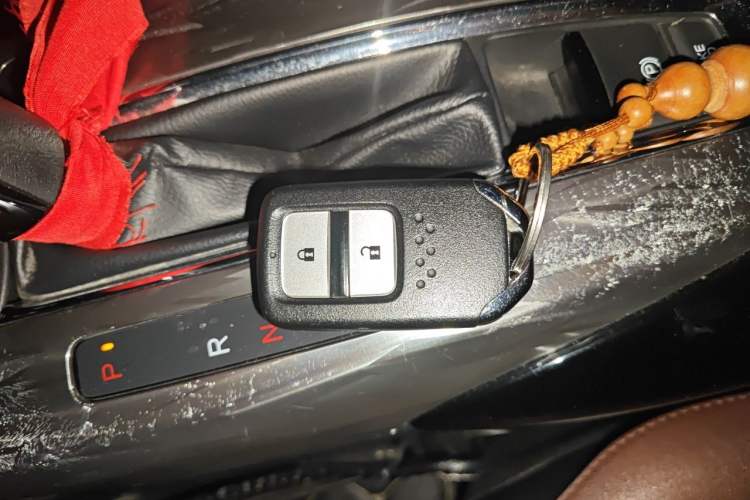 Used Honda XR-V 2019 220TURBO CVT Luxury Edition China VI Emission Standard Vehicle Key