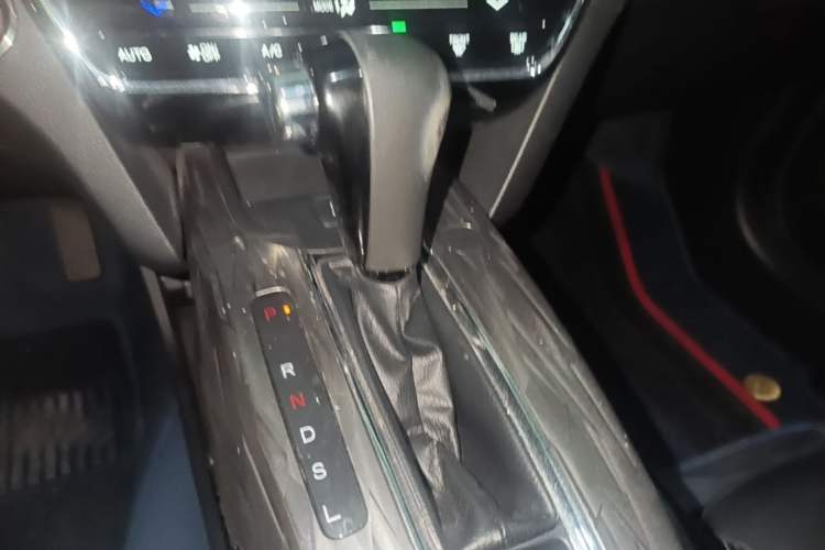Used Honda XR-V 2019 220TURBO CVT Flagship Edition China VI Gear Lever