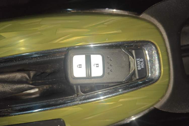 Used Honda XR-V 2019 220TURBO CVT Luxury Edition China VI Emission Standard Interior 1