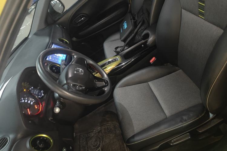 Used Honda XR-V 2019 220TURBO CVT Luxury Edition China VI Emission Standard Left Front Seat