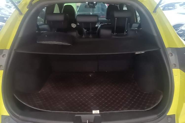 Used Honda XR-V 2019 220TURBO CVT Flagship Edition China VI Trunk