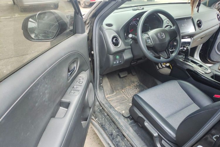 Used Honda XR-V 2020 220TURBO CVT Luxury Edition Driver Seat