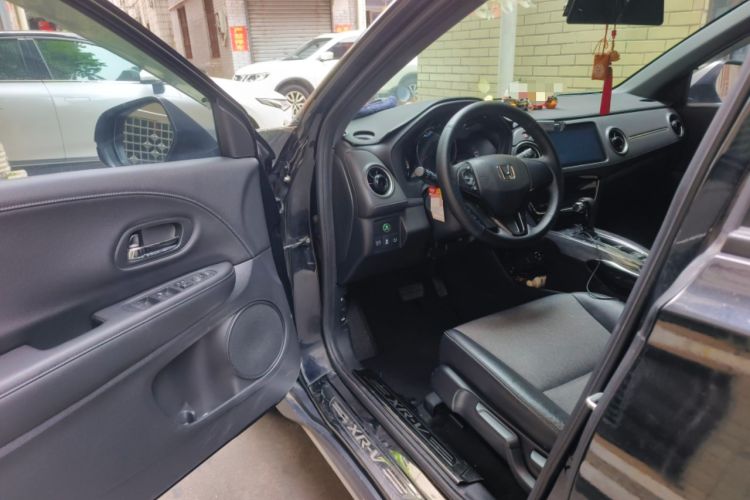Used Honda XR-V 2020 220TURBO CVT Luxury Edition Driver Seat