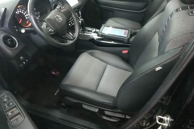 Used Honda XR-V 2020 220TURBO CVT Luxury Edition Left Front Seat