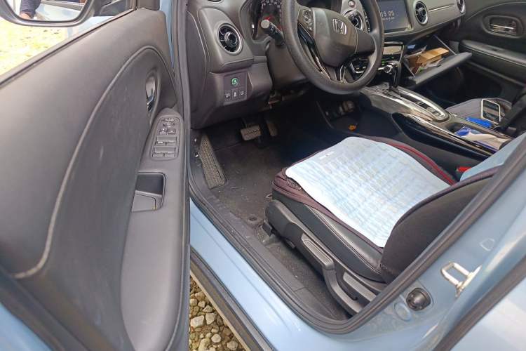 Used Honda XR-V 2020 220TURBO CVT Luxury Edition Driver Seat