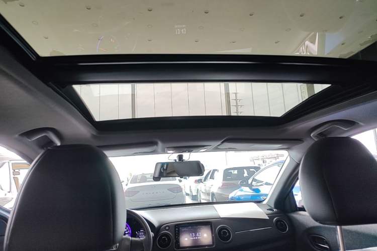Used Honda XR-V 2020 1.5L CVT Comfort Version Headliner