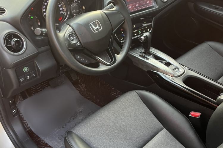 Used Honda XR-V 2020 220TURBO CVT Luxury Edition Interior 2