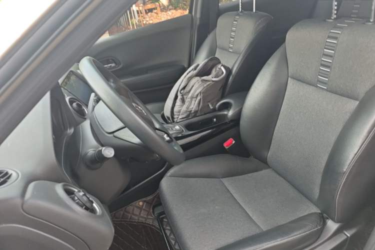 Used Honda XR-V 2020 1.5L CVT Comfort Version Left Front Seat