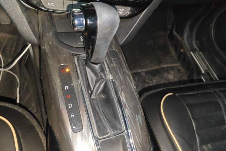 Used Honda XR-V 2020 1.5L CVT Comfort Version Gear Lever