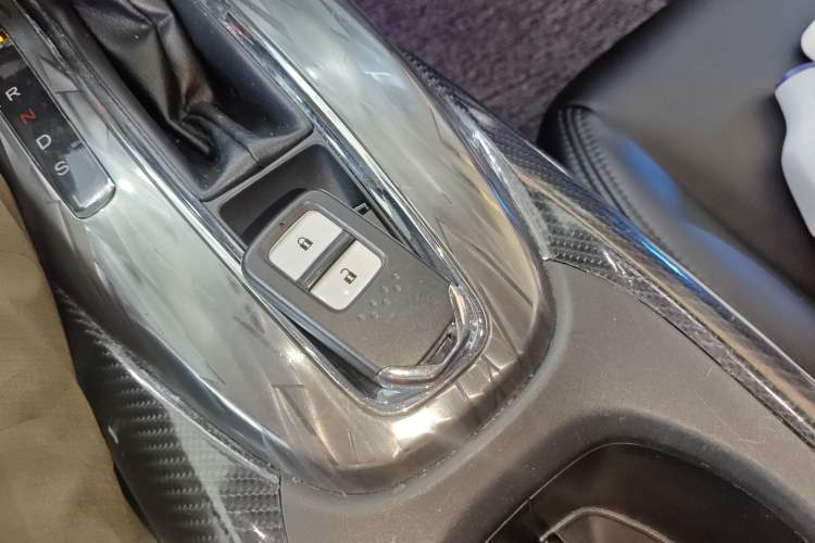 Used Honda XR-V 2020 220TURBO CVT Luxury Edition Interior 1