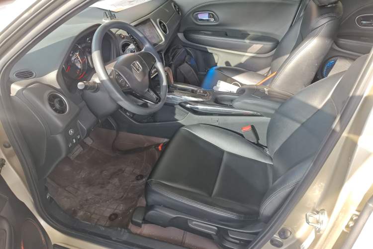 Used Honda XR-V 2020 220TURBO CVT Luxury Edition Left Front Seat