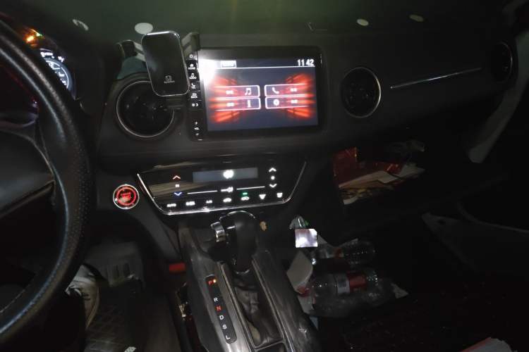 Used Honda XR-V 2020 220TURBO CVT Luxury Edition Audio And AC Panel