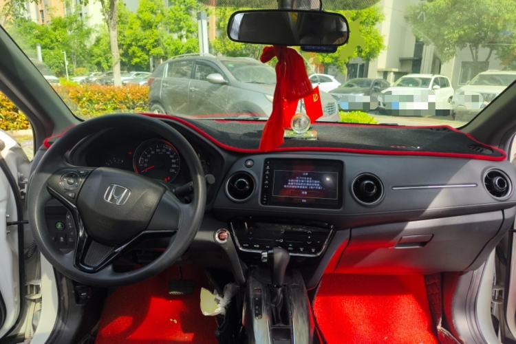 Used Honda XR-V 2020 220TURBO CVT Luxury Edition Center Console