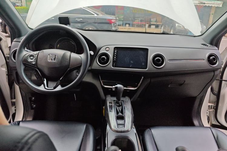 Used Honda XR-V 2020 220TURBO CVT Luxury Edition Center Console