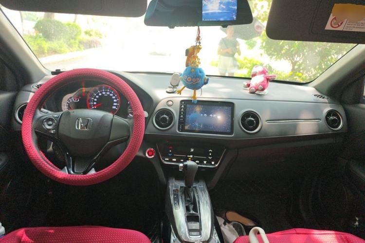 Used Honda XR-V 2020 220TURBO CVT Luxury Edition Center Console