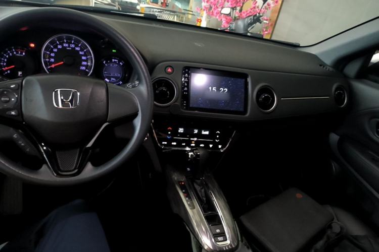 Used Honda XR-V 2020 220TURBO CVT Luxury Edition Center Console