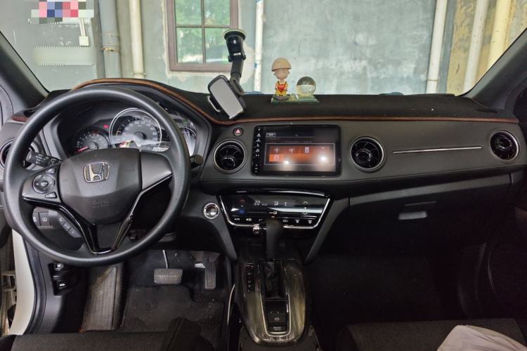 Used Honda XR-V 2020 220TURBO CVT Luxury Edition Center Console