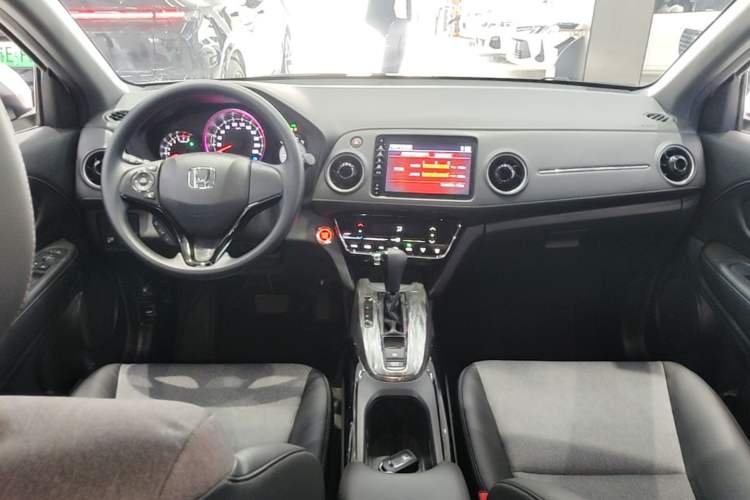 Used Honda XR-V 2020 220TURBO CVT Luxury Edition Center Console