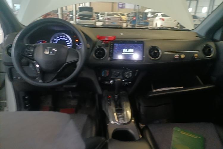 Used Honda XR-V 2020 1.5L CVT Comfort Version Center Console