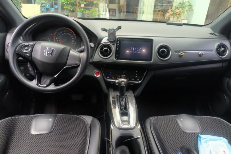 Used Honda XR-V 2020 220TURBO CVT Luxury Edition Center Console