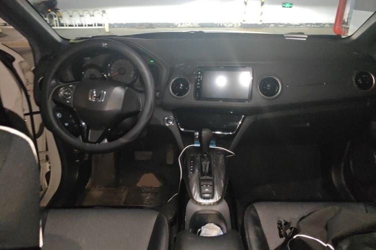 Used Honda XR-V 2020 220TURBO CVT Luxury Edition Center Console
