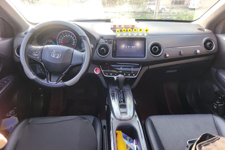Used Honda XR-V 2020 220TURBO CVT Luxury Edition Center Console