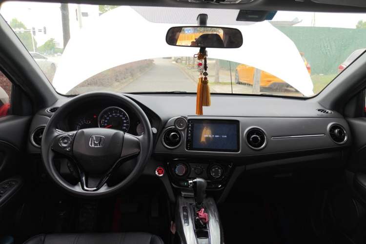 Used Honda XR-V 2020 1.5L CVT Luxury Edition Center Console