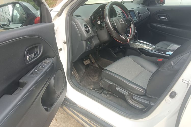 Used Honda XR-V 2020 220TURBO CVT Luxury Edition Driver Seat