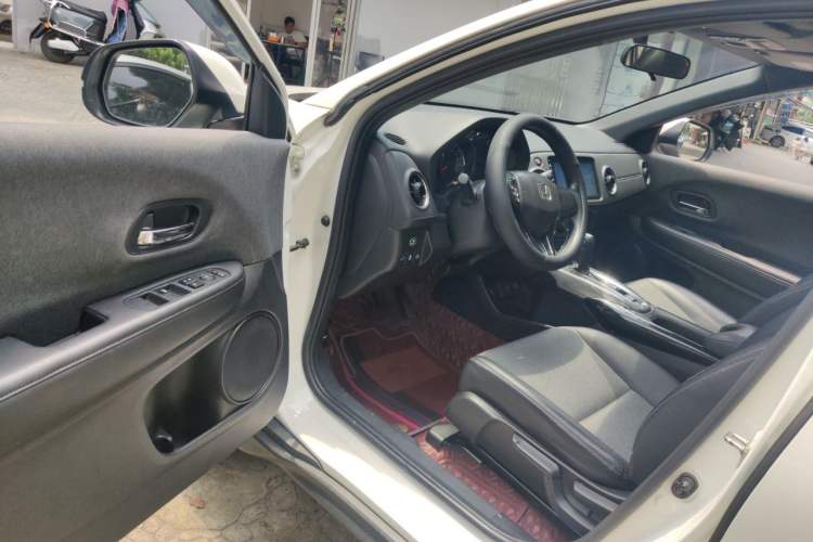 Used Honda XR-V 2020 1.5L CVT Comfort Version Driver Seat