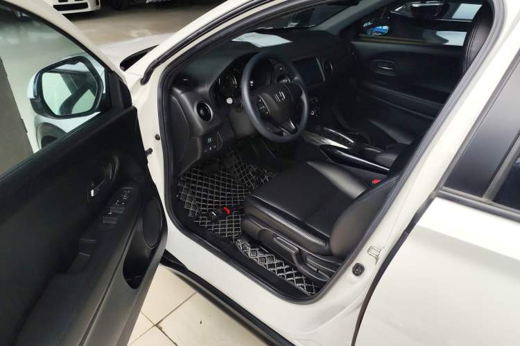 Used Honda XR-V 2020 1.5L CVT Classic Edition Driver Seat