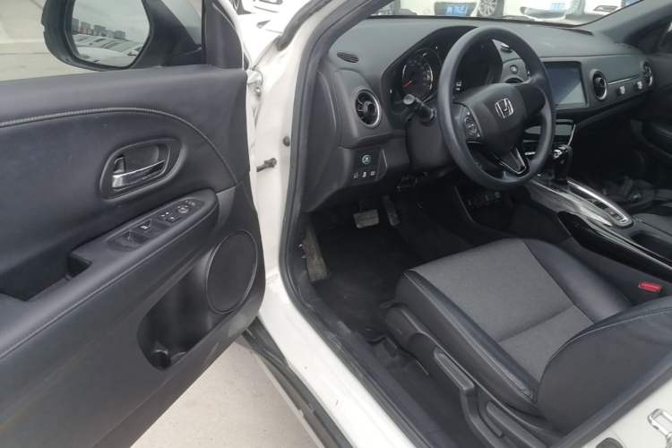 Used Honda XR-V 2020 220TURBO CVT Luxury Edition Driver Seat