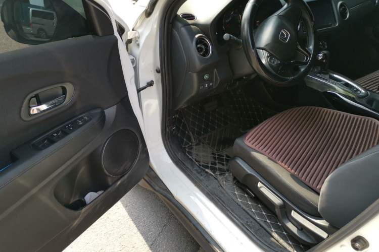 Used Honda XR-V 2020 1.5L CVT Classic Edition Driver Seat