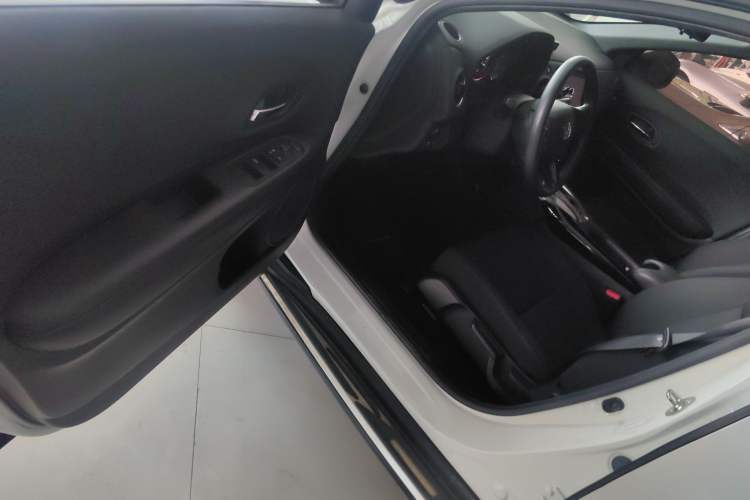 Used Honda XR-V 2020 1.5L CVT Classic Edition Driver Seat