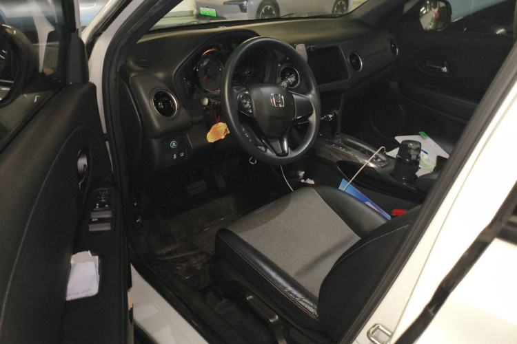 Used Honda XR-V 2020 220TURBO CVT Luxury Edition Driver Seat