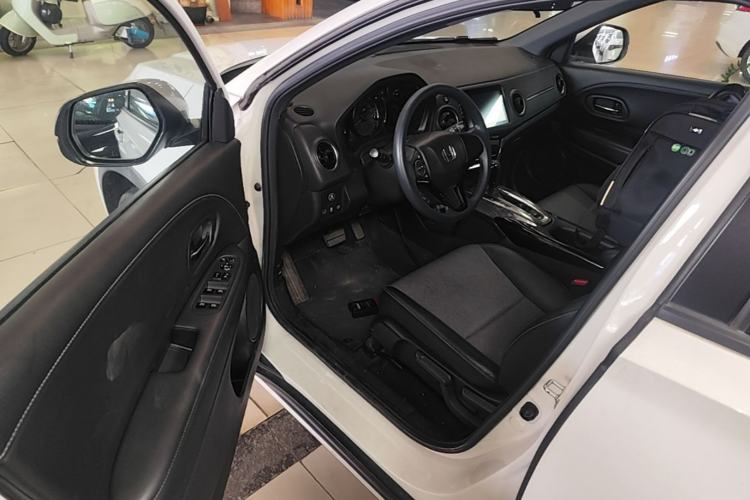 Used Honda XR-V 2020 220TURBO CVT Luxury Edition Driver Seat