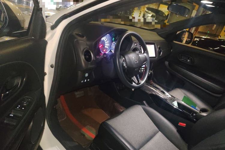 Used Honda XR-V 2020 220TURBO CVT Luxury Edition Driver Seat