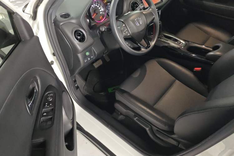 Used Honda XR-V 2020 220TURBO CVT Luxury Edition Driver Seat