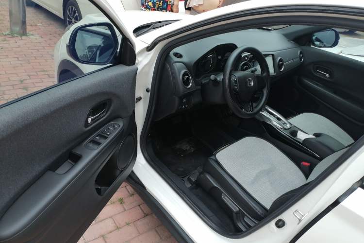 Used Honda XR-V 2020 1.5L CVT Comfort Version Driver Seat