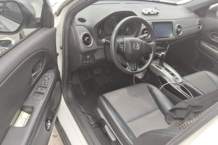 Used Honda XR-V 2020 220TURBO CVT Luxury Edition Driver Seat
