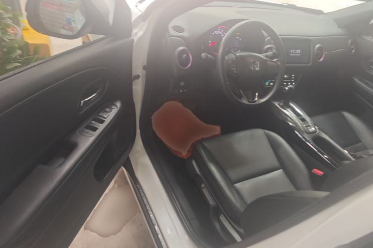 Used Honda XR-V 2020 220TURBO CVT Luxury Edition Driver Seat