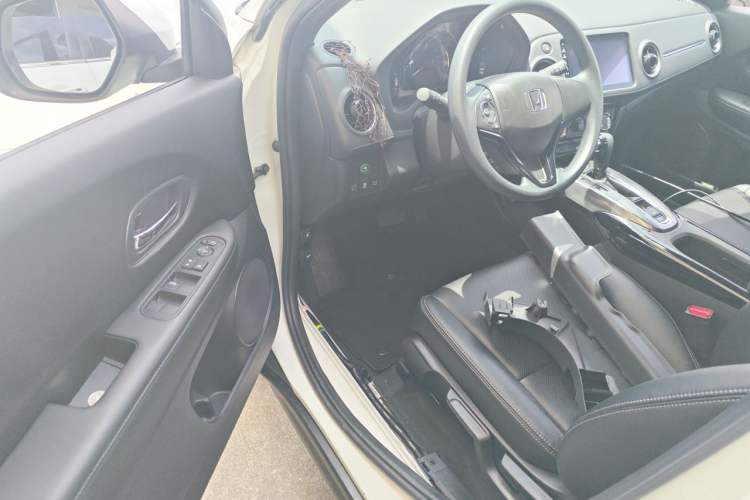 Used Honda XR-V 2020 1.5L CVT Classic Edition Driver Seat