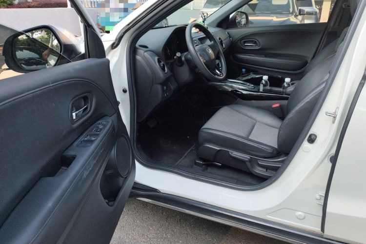 Used Honda XR-V 2020 220TURBO CVT Luxury Edition Driver Seat