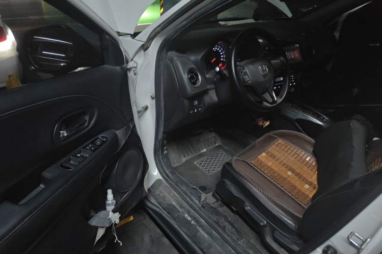 Used Honda XR-V 2020 220TURBO CVT Luxury Edition Driver Seat