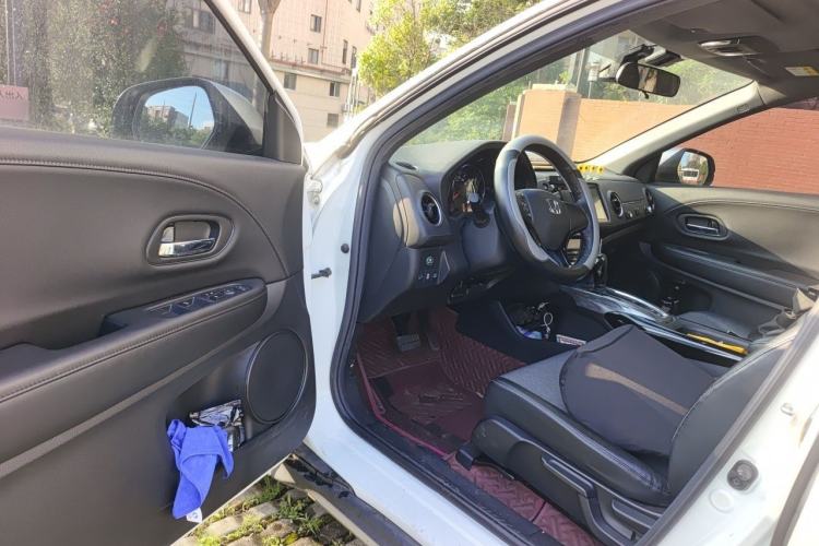 Used Honda XR-V 2020 220TURBO CVT Luxury Edition Driver Seat