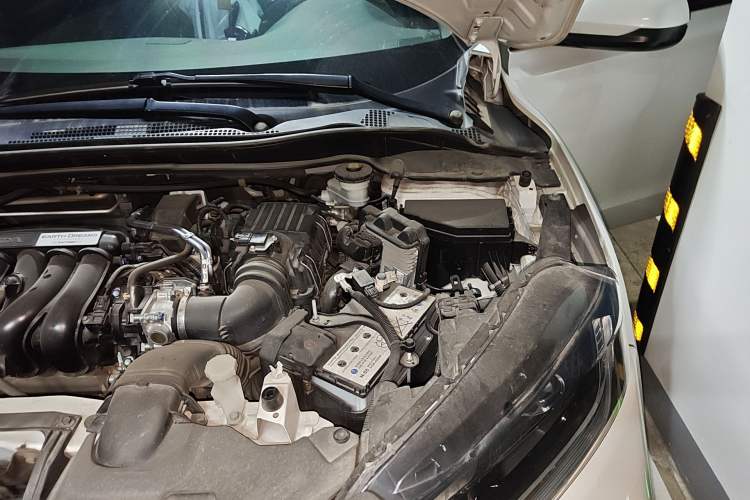 Used Honda XR-V 2020 1.5L CVT Luxury Edition Engine Bay Left