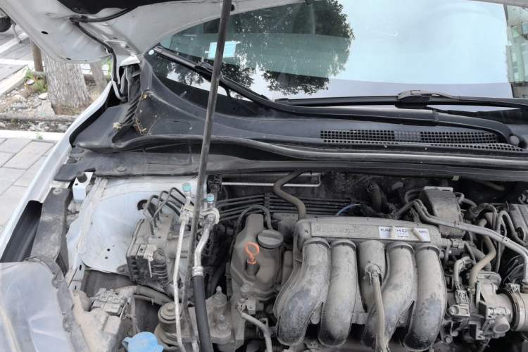 Used Honda XR-V 2020 1.5L CVT Comfort Version Engine Bay Right